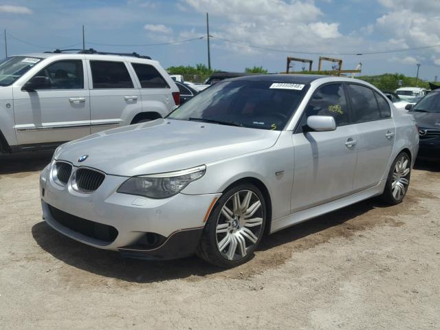 WBANW53568CT50121 - 2008 BMW 550 I SILVER photo 2