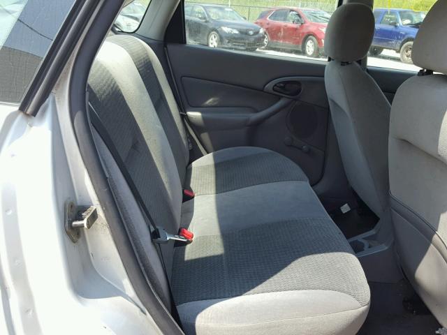 1FAFP33P83W108115 - 2003 FORD FOCUS LX SILVER photo 6