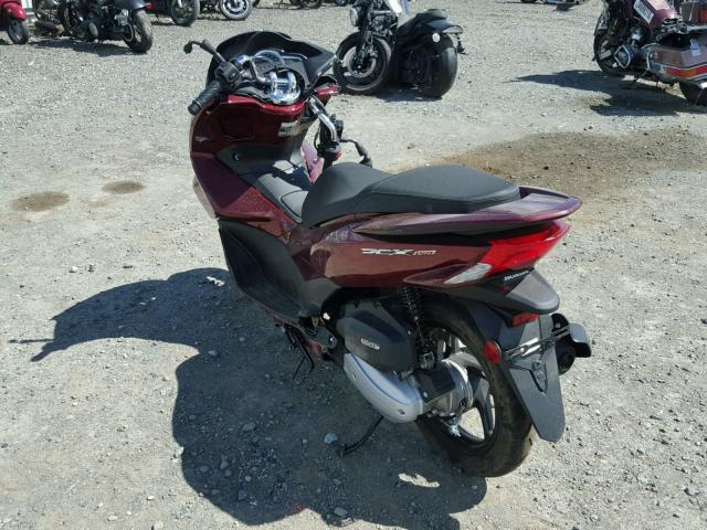 RLHKF1808GY101011 - 2016 HONDA PCX 150 RED photo 3