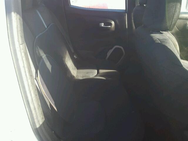 ZACCJAAB9HPE71036 - 2017 JEEP RENEGADE S თეთრი ფოტო 6