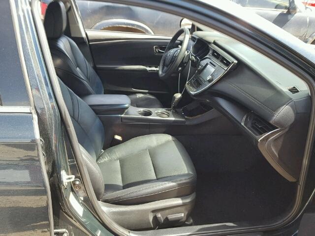 4T1BK1EB8HU245146 - 2017 TOYOTA AVALON XLE BLUE photo 5