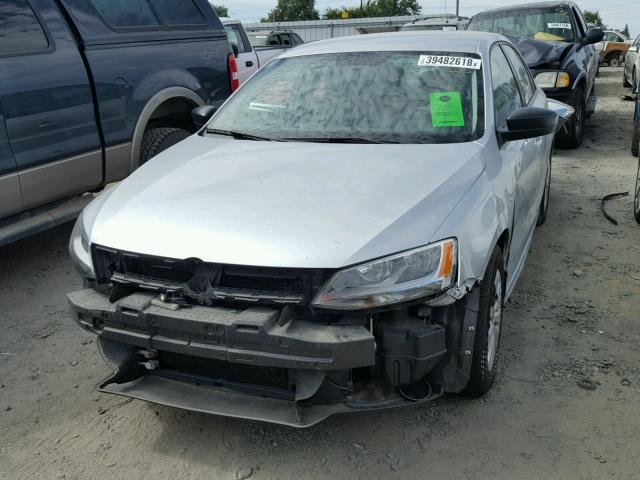 3VW2K7AJ0EM258121 - 2014 VOLKSWAGEN JETTA BASE 银色 照片 2