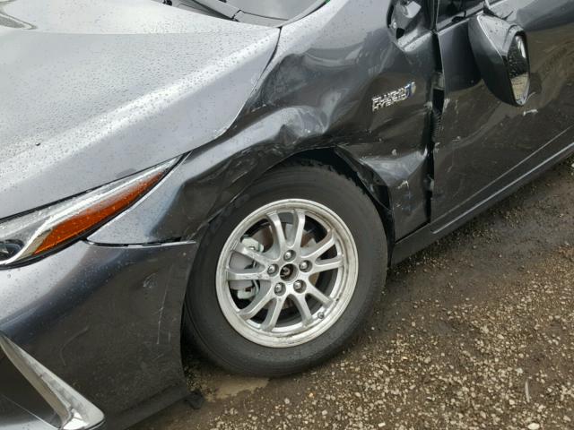 JTDKARFP9H3040070 - 2017 TOYOTA PRIUS PRIM ნაცრისფერი ფოტო 9