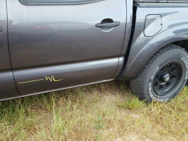 5TFJU4GNXCX023248 - 2012 TOYOTA TACOMA DOU GRAY photo 9