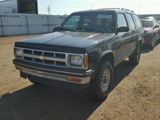 1GNDT13W6R2170287 - 1994 CHEVROLET BLAZER S10 BLACK photo 2