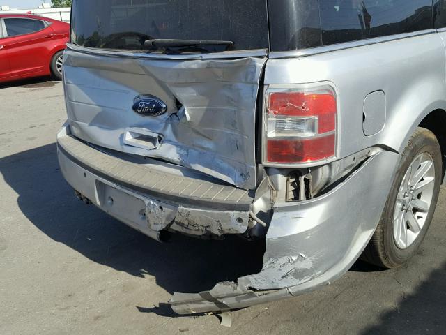 2FMGK5CC0BBD08469 - 2011 FORD FLEX SEL SILVER photo 9