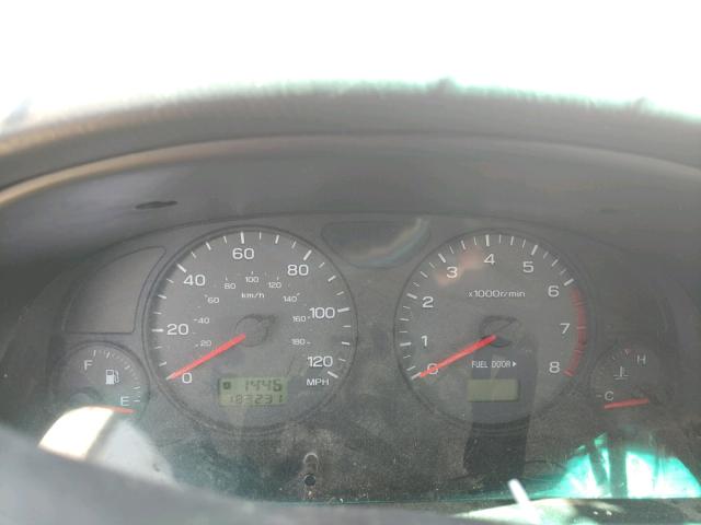 JF1SF656X1H716369 - 2001 SUBARU FORESTER S 银色 照片 8