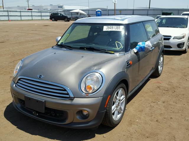 WMWZF3C59BT267649 - 2011 MINI COOPER CLU BROWN photo 2