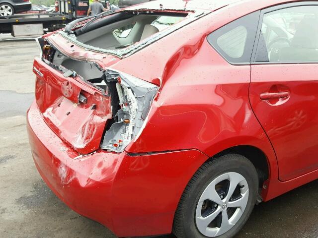 JTDKN3DUXD1732502 - 2013 TOYOTA PRIUS RED photo 9