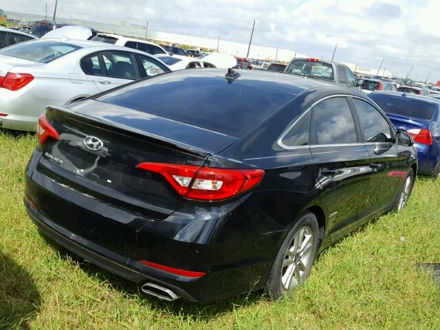 5NPE24AF5GH399172 - 2016 HYUNDAI SONATA SE BLACK photo 4