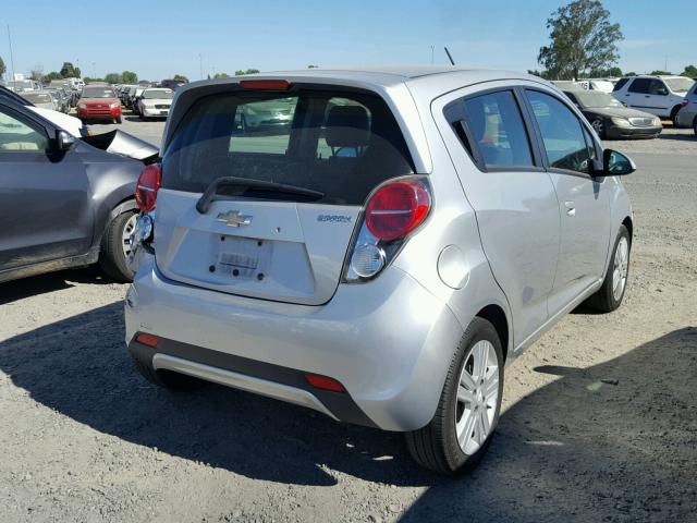 KL8CD6S98EC542901 - 2014 CHEVROLET SPARK 1LT SILVER photo 4