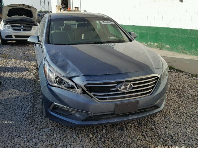 5NPE24AF6FH233466 - 2015 HYUNDAI SONATA SE BLUE photo 1