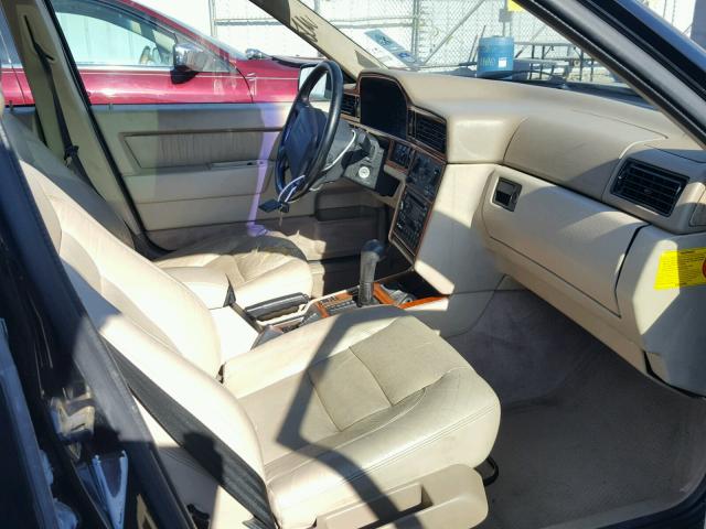 YV1LS5728T1331266 - 1996 VOLVO 850 Noir photo 5