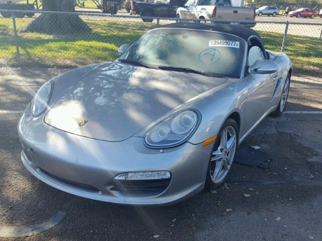 WP0CB2A81CS730192 - 2012 PORSCHE BOXSTER S SILVER photo 2