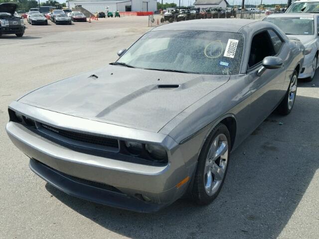 2C3CDYAG2CH174183 - 2012 DODGE CHALLENGER GRAY photo 2