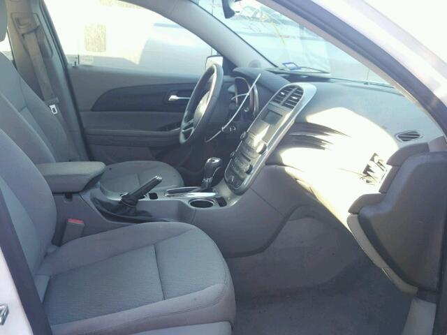 1G11B5SLXFF291673 - 2015 CHEVROLET MALIBU თეთრი ფოტო 5