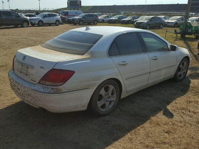 JH4KB16518C001257 - 2008 ACURA RL WHITE photo 4