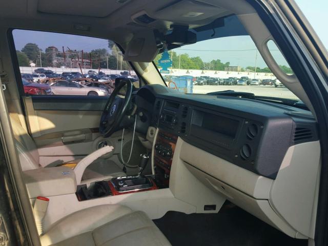 1J8HG58N66C141392 - 2006 JEEP COMMANDER BLACK photo 5