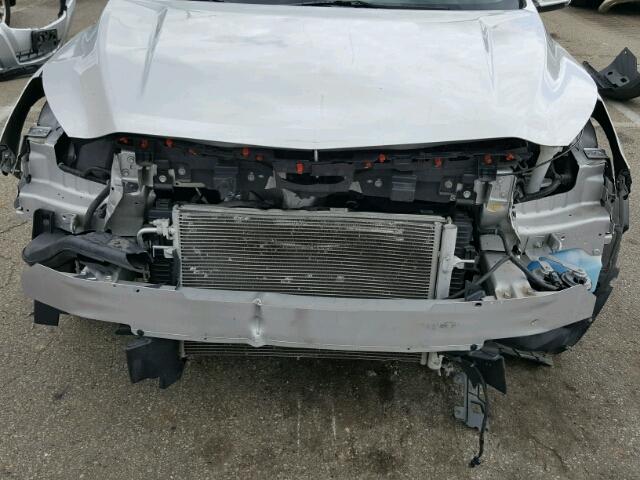 1G11C5SA2DF329664 - 2013 CHEVROLET MALIBU 1LT 银色 照片 9