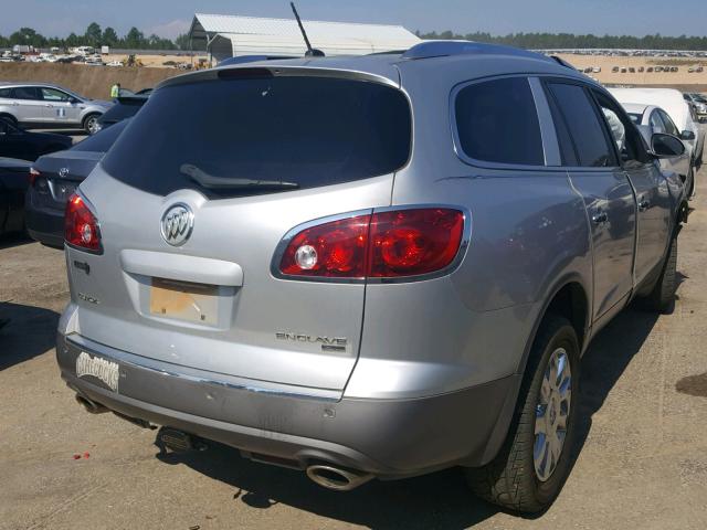 5GAKRCED7BJ105452 - 2011 BUICK ENCLAVE CX SILVER photo 4