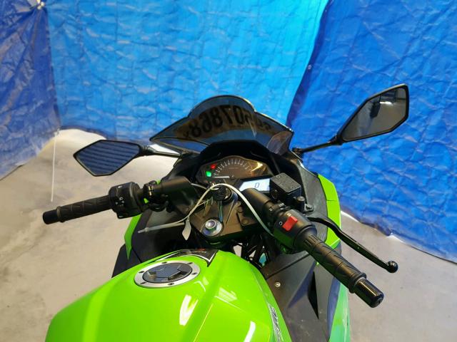 JKAEX8B11EA007511 - 2014 KAWASAKI EX300 B GREEN photo 5