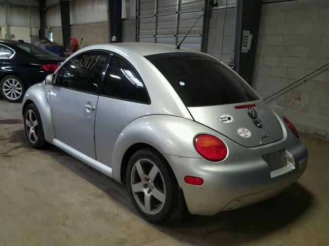 3VWED21C81M480654 - 2001 VOLKSWAGEN NEW BEETLE ვერცხლისფერი ფოტო 3