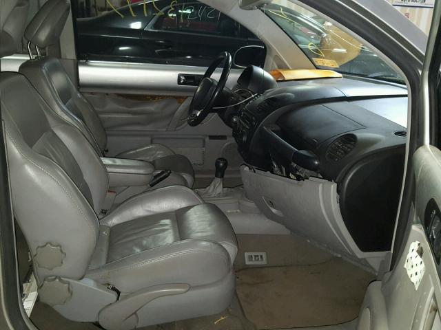 3VWED21C81M480654 - 2001 VOLKSWAGEN NEW BEETLE ვერცხლისფერი ფოტო 5