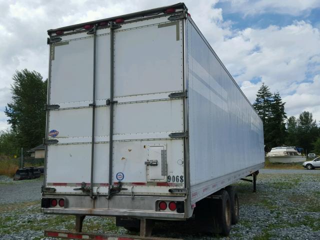 1UYVS2536WU519409 - 1998 UTILITY VAN WHITE photo 6