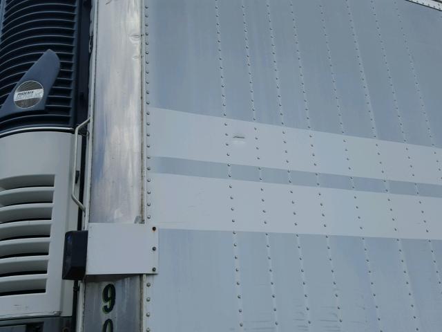 1UYVS2536WU519409 - 1998 UTILITY VAN WHITE photo 9