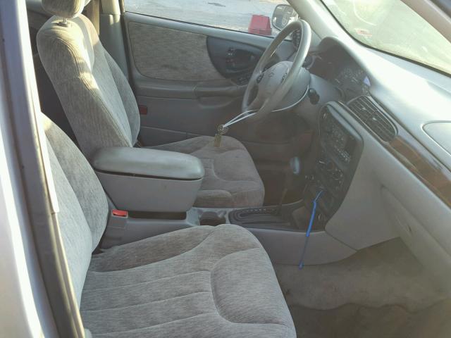 1G1NE52J4Y6329831 - 2000 CHEVROLET MALIBU LS ვერცხლისფერი ფოტო 5