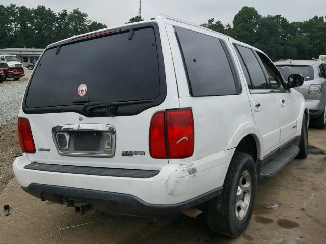 5LMEU27R42LJ17892 - 2002 LINCOLN NAVIGATOR Weiß Foto 4