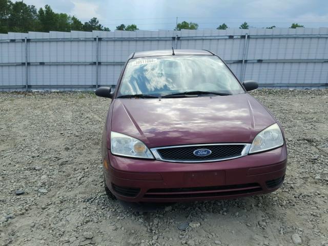1FAFP31NX7W224083 - 2007 FORD FOCUS ZX3 RED photo 9