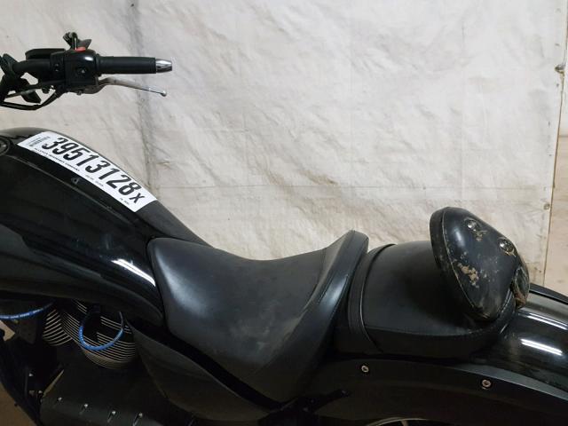 5VPGA36N5C3006963 - 2012 VICTORY MOTORCYCLES VEGAS 8-BA BLACK photo 6