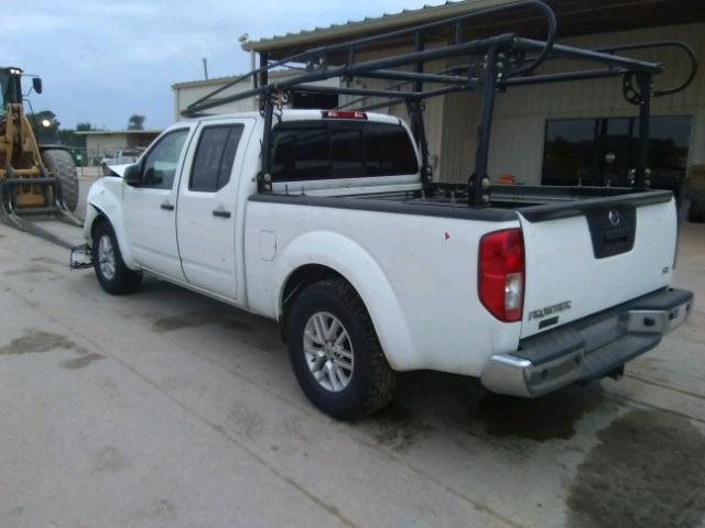 1N6AD0FR5FN717369 - 2015 NISSAN FRONTIER S WHITE photo 3