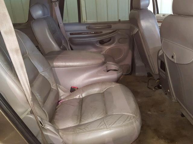 5LMEU27R81LJ18610 - 2001 LINCOLN NAVIGATOR GOLD photo 6