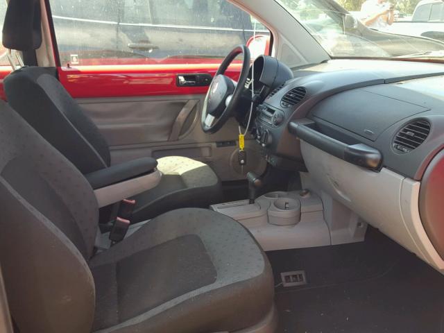 3VWCB21C01M463148 - 2001 VOLKSWAGEN NEW BEETLE 红色 照片 5