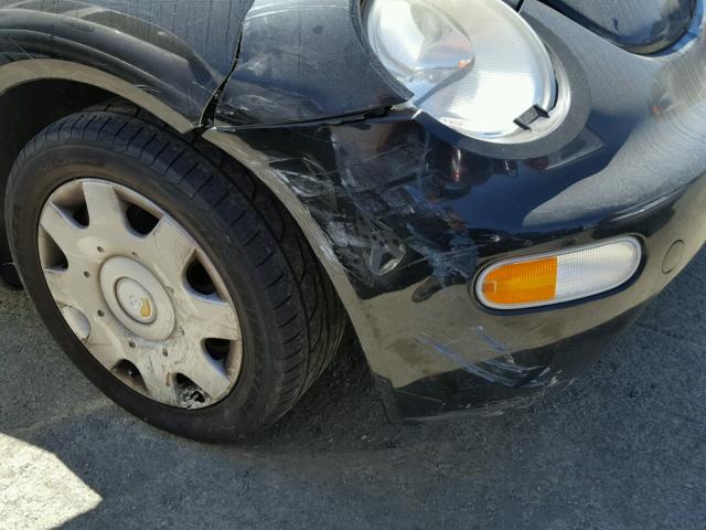 3VWBC21C1YM462738 - 2000 VOLKSWAGEN NEW BEETLE შავი ფოტო 9
