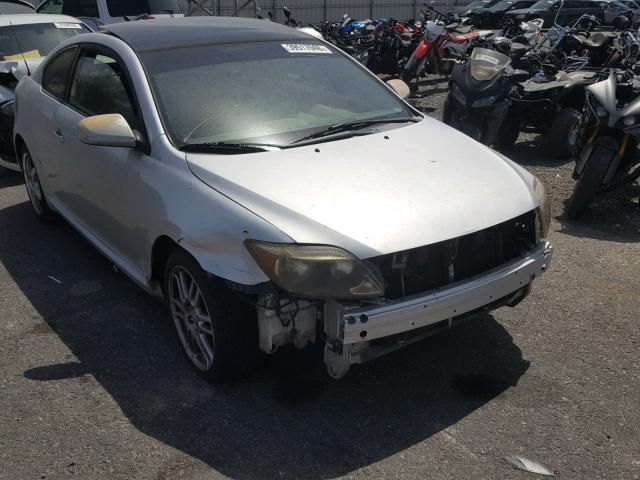 JTKDE177270186140 - 2007 TOYOTA SCION TC SILVER photo 1