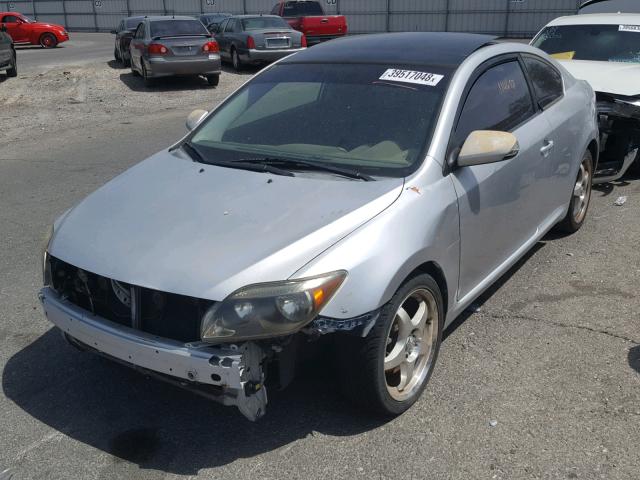 JTKDE177270186140 - 2007 TOYOTA SCION TC 银色 照片 2
