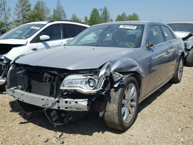 2C3CCAKG7GH136088 - 2016 CHRYSLER 300C SILVER photo 2