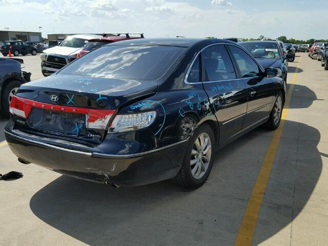 KMHFC46F96A115134 - 2006 HYUNDAI AZERA SE BLACK photo 4