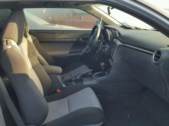 JTKJF5C73E3074911 - 2014 TOYOTA SCION TC 灰色 照片 5