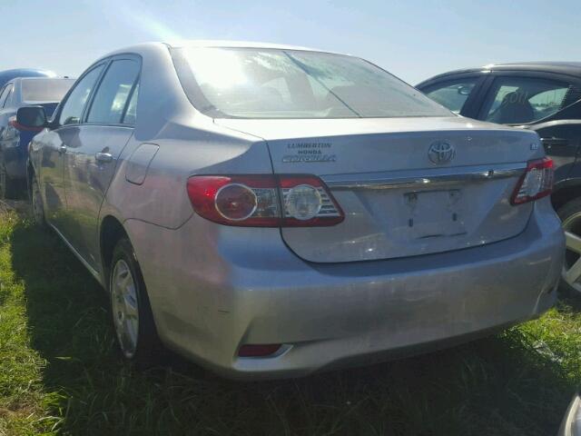 2T1BU4EEXBC585512 - 2011 TOYOTA COROLLA GRAY photo 3