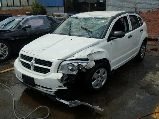 1B3HB28B58D508419 - 2008 DODGE CALIBER WHITE photo 2