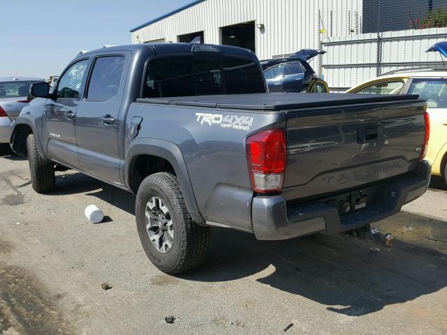5TFCZ5AN1GX041846 - 2016 TOYOTA TACOMA DOU GRAY photo 3