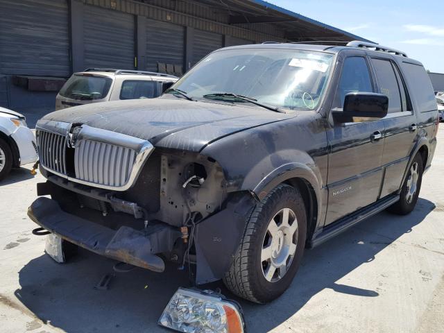 5LMFU27516LJ26377 - 2006 LINCOLN NAVIGATOR Czarny zdjęcie 2