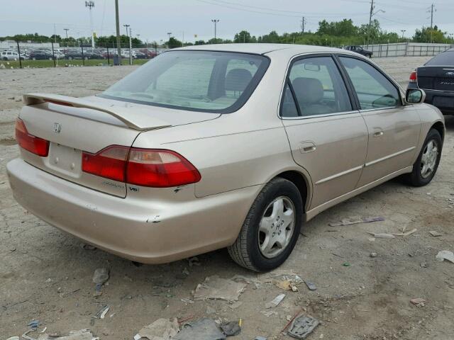 1HGCG1654YA018946 - 2000 HONDA ACCORD TAN photo 4