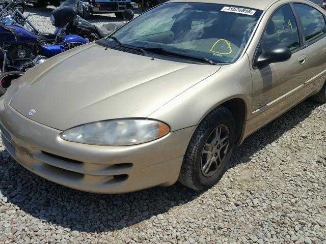 2B3HD46R8XH552082 - 1999 DODGE INTREPID TAN photo 9