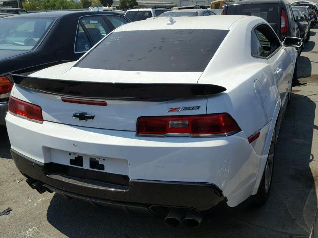 2G1FZ1EE5F9700145 - 2015 CHEVROLET CAMARO Z28 WHITE photo 4