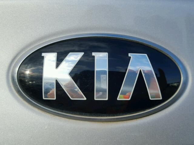 KNAFK4A61G5592615 - 2016 KIA FORTE 银色 照片 9